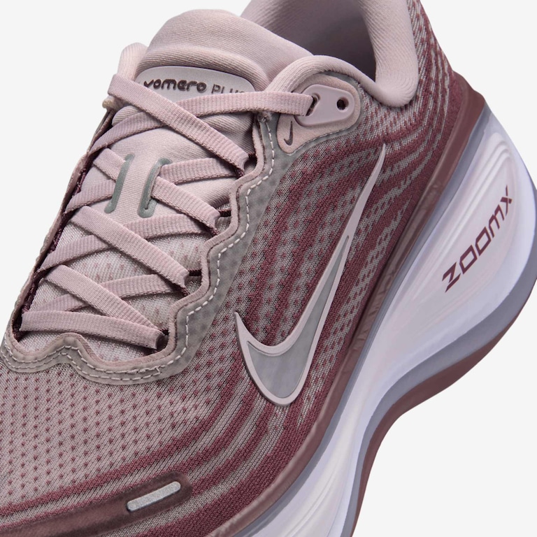 Tênis Nike Vomero Plus Feminino - Foto 7