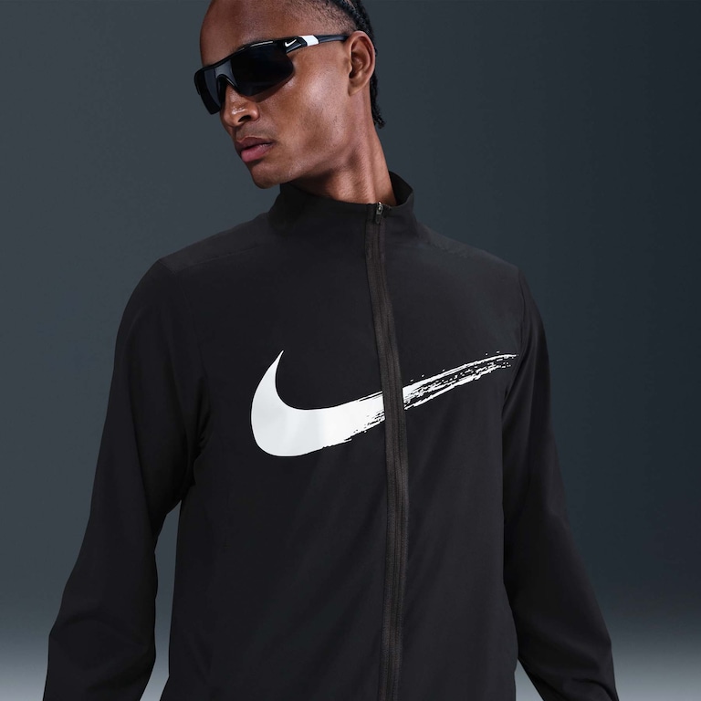 Jaqueta  Dri-FIT Nike Form GFX Masculina - Foto 1
