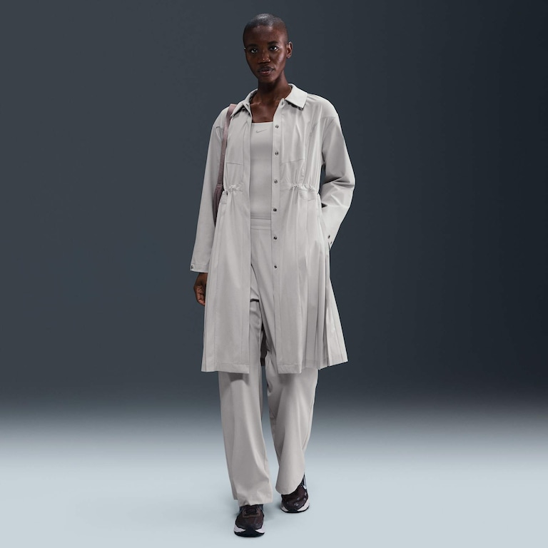 Jaqueta Dri-FIT Nike 24.7 Woven Feminina - Foto 1