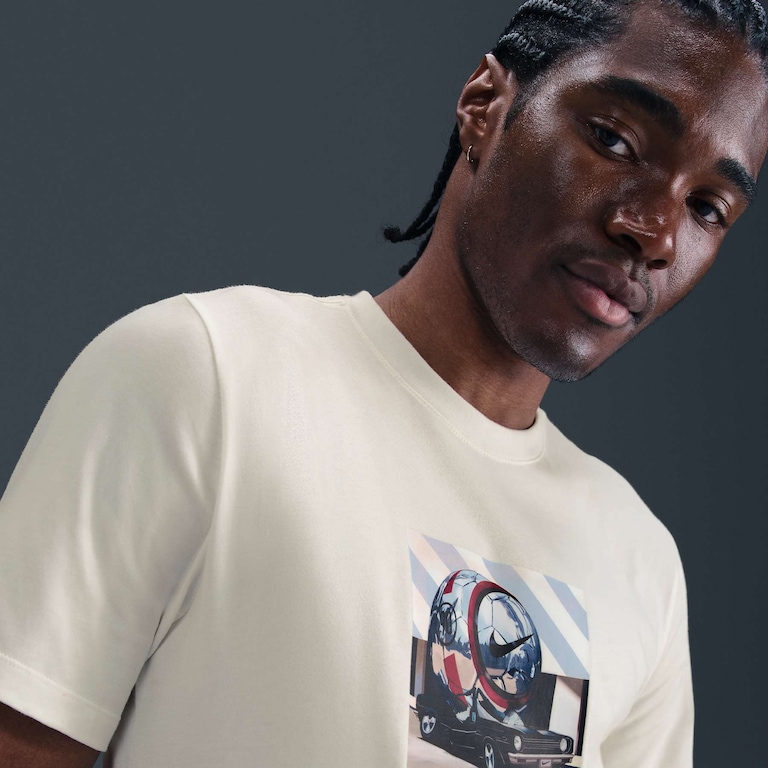 Camiseta Nike Total90 Masculina - Foto 3