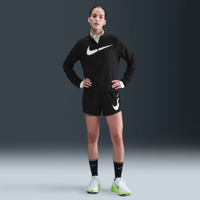 Jaqueta Dri-FIT Nike Swoosh Feminina - Foto 4