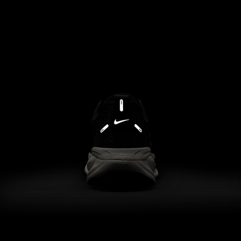 Tênis Nike Vomero 18 Feminino - Foto 12