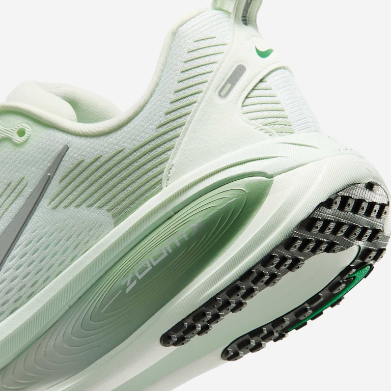 Tênis Nike Vomero 18 Feminino - Foto 8