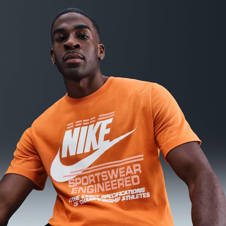 Camiseta Nike Sportswear 6MO Futura Masculina - Foto 3