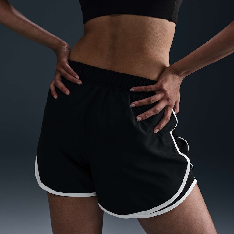 Shorts Nike Dri-FIT Tempo Feminino - Foto 3