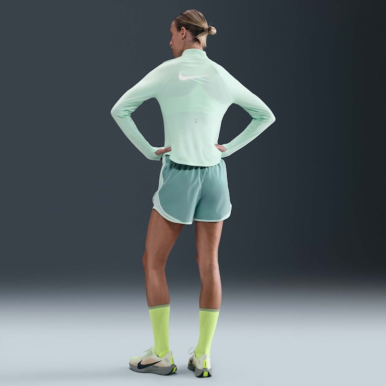 Shorts Nike Dri-FIT Tempo Feminino - Foto 4