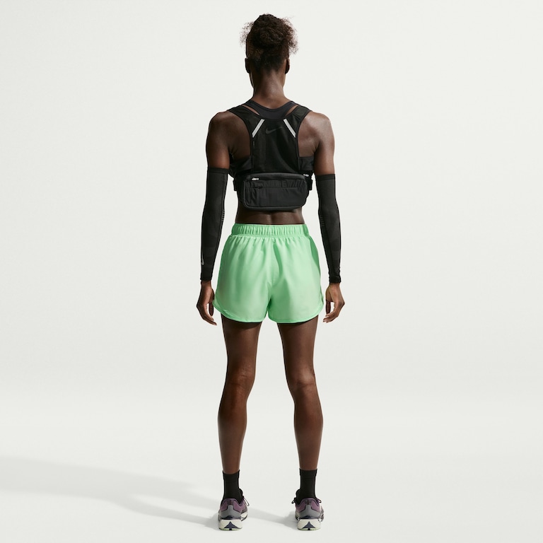 Shorts Nike Dri-FIT Tempo Feminino - Foto 5