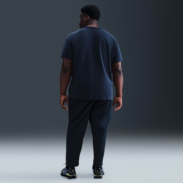 Camiseta Nike Sportswear Essential Masculina - Foto 10