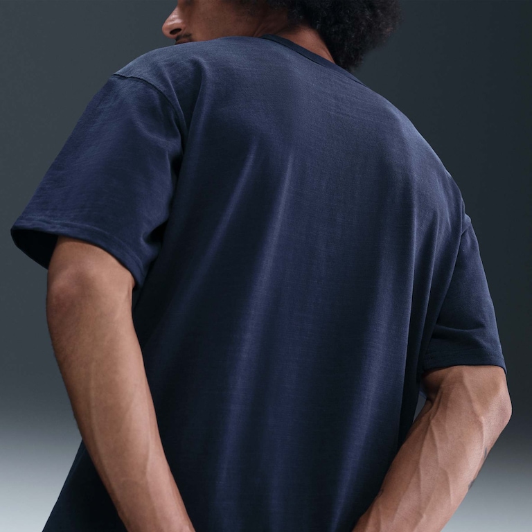 Camiseta Nike Sportswear Essential Masculina - Foto 2