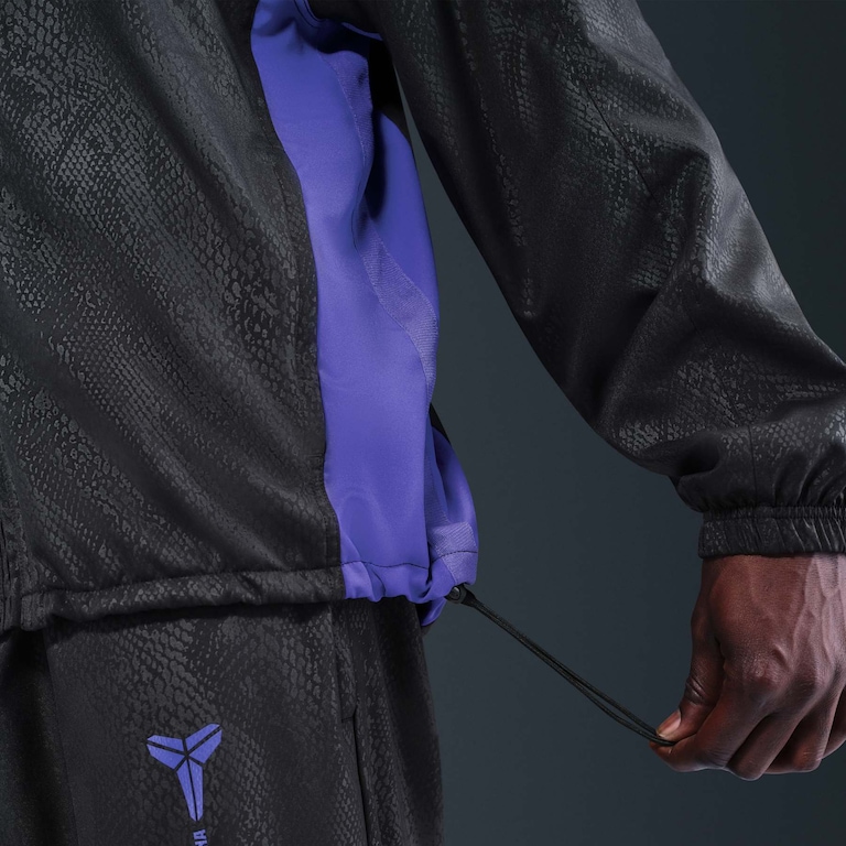 Jaqueta Barcelona Nike Kobe Strike Masculina - Foto 6