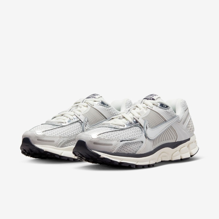 Tênis Nike Zoom Vomero 5 Feminino - Foto 5
