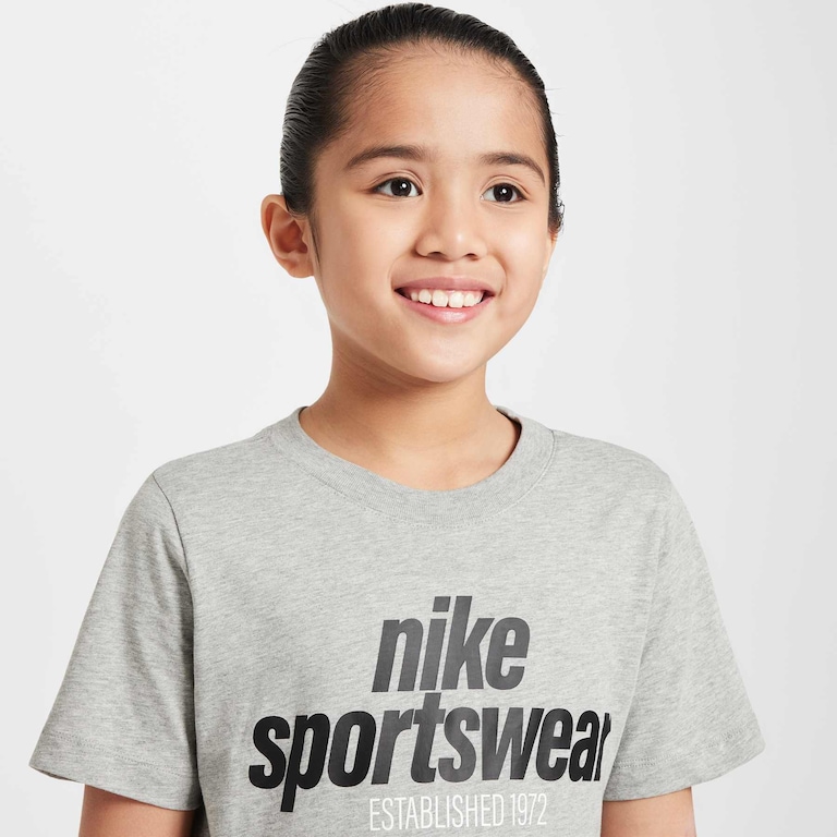Camiseta Nike Sportswear Infantil - Foto 3