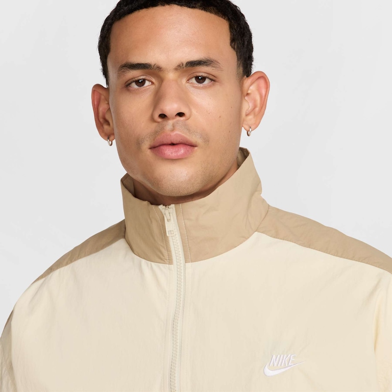 Jaqueta Nike Club Woven Masculina - Foto 3