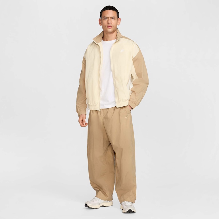 Jaqueta Nike Club Woven Masculina - Foto 6