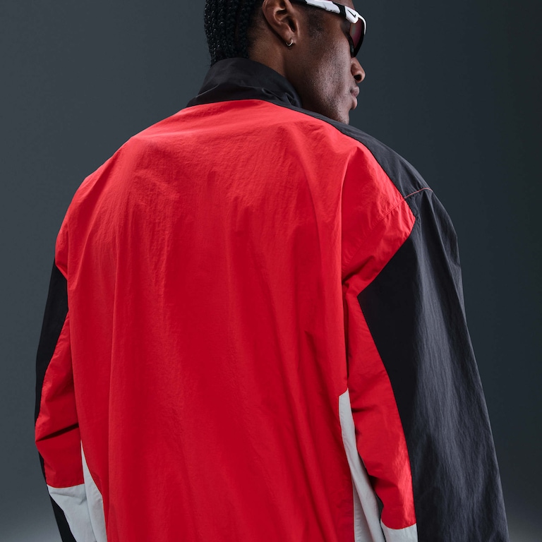 Jaqueta Nike Club Woven Masculina - Foto 2