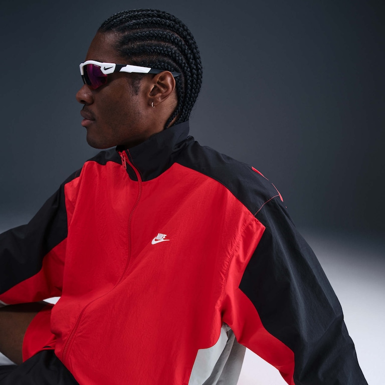 Jaqueta Nike Club Woven Masculina - Foto 3