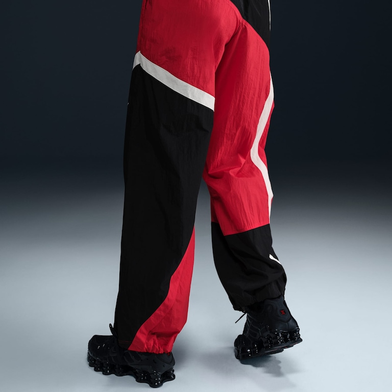 Calça Nike Sportswear Woven Feminina - Foto 5