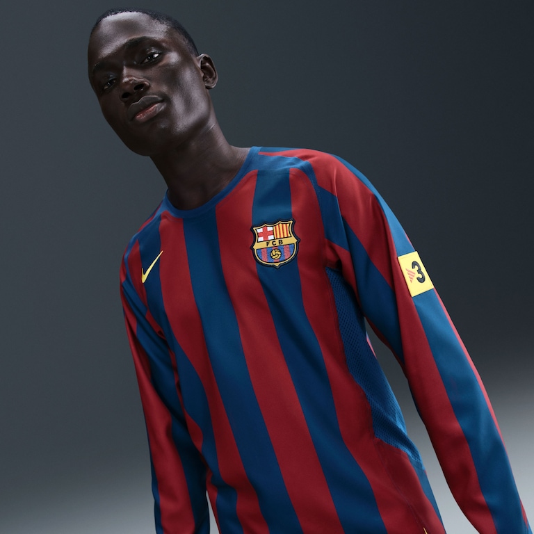 Camisa Barcelona Nike Ronaldinho Reedição Masculina - Foto 1