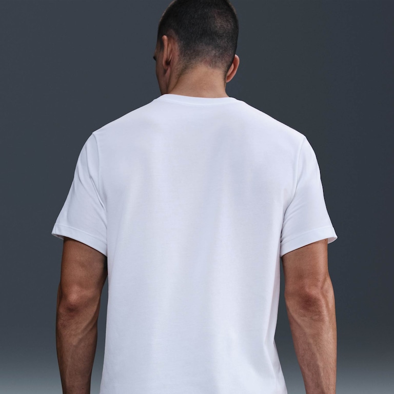 Camiseta Nike Dri-FIT Fitness Masculina - Foto 2