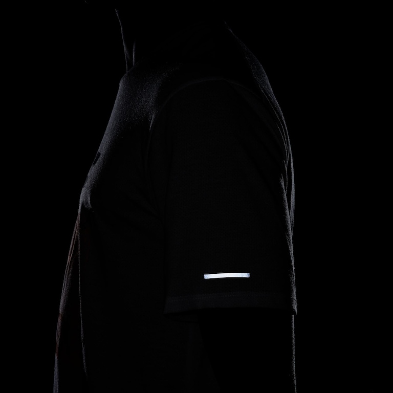 Camiseta Nike Dri-FIT Run Energy Masculina - Foto 7