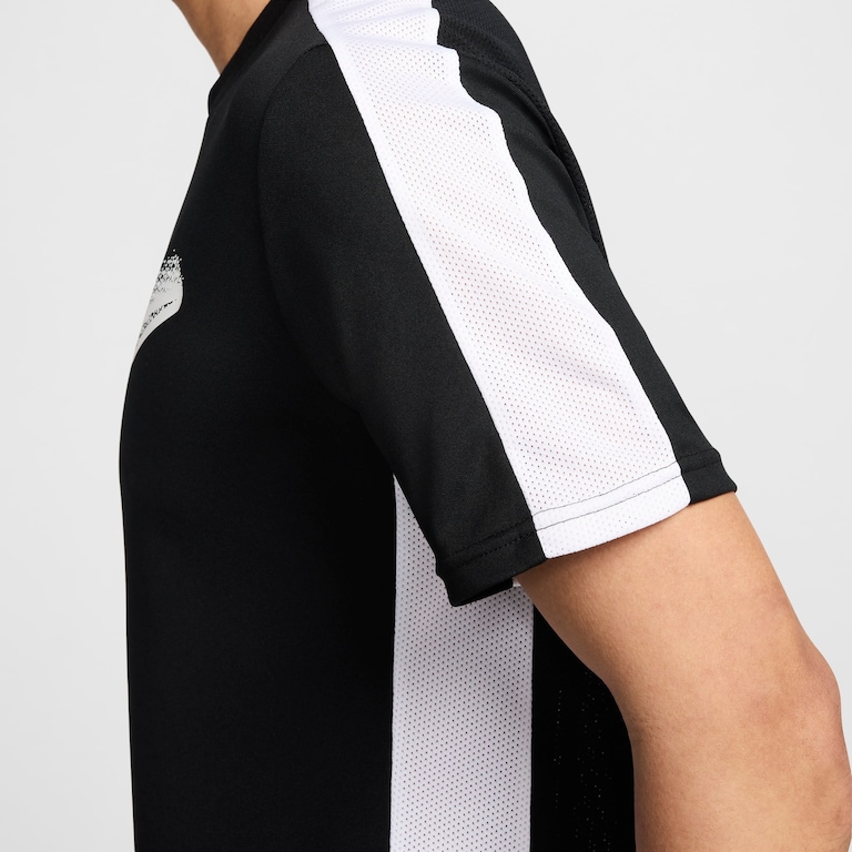 Camiseta Nike Dri-FIT Academy Masculina - Foto 4