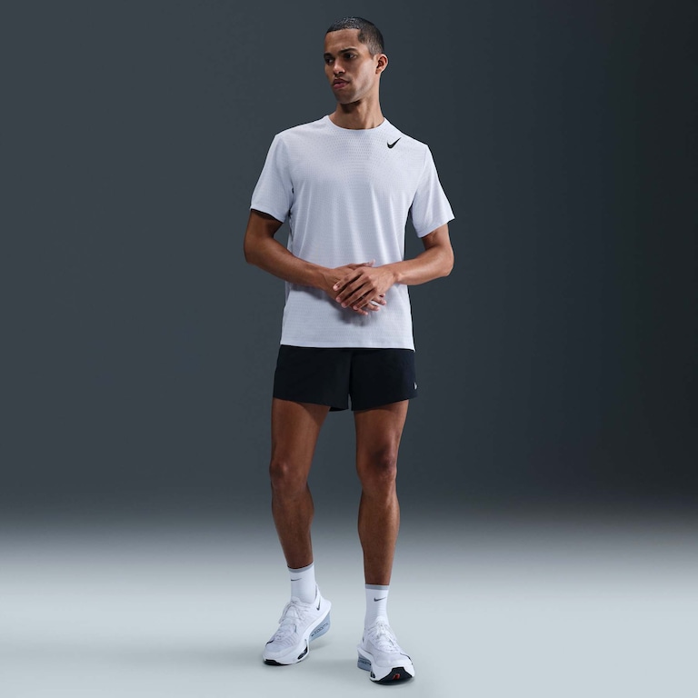 Camiseta Nike Dri-FIT ADV AeroSwift Masculina - Foto 4