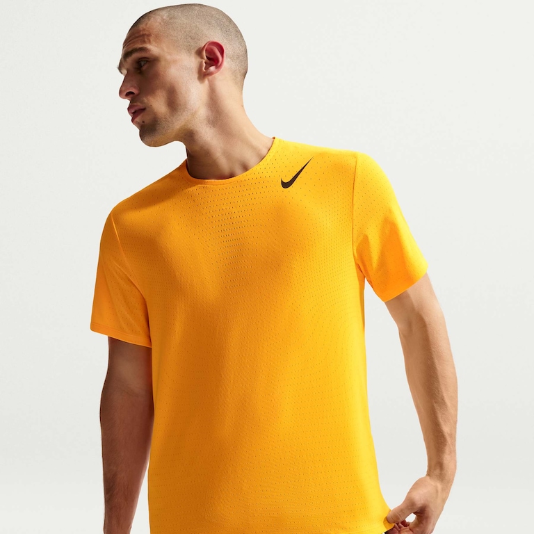 Camiseta Nike Dri-FIT ADV AeroSwift Masculina - Foto 1