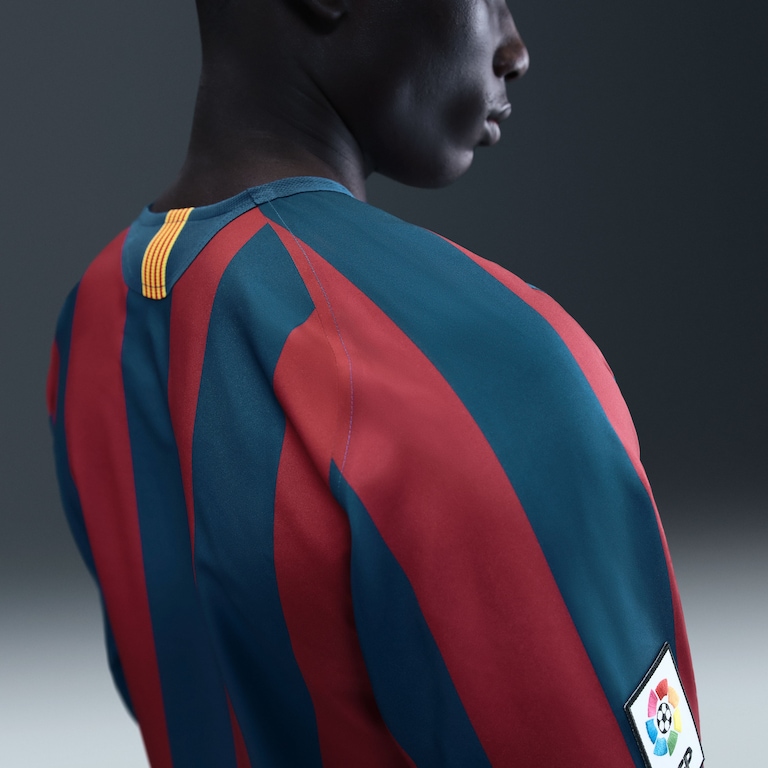 Camisa Barcelona Nike Reedição Masculina - Foto 9