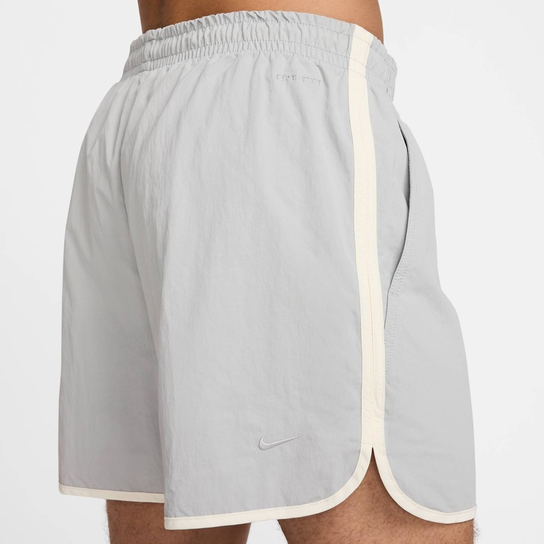 Shorts Nike Dri-FIT Heritage 5IN Masculino - Foto 7