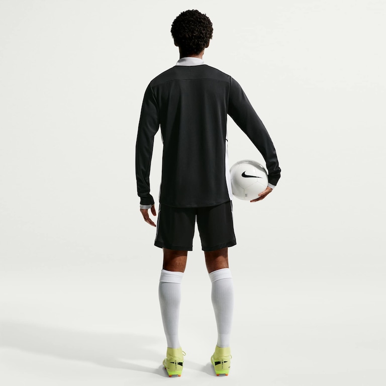 Camiseta Dri-FIT Nike Manga Longa Academy Masculina - Foto 5