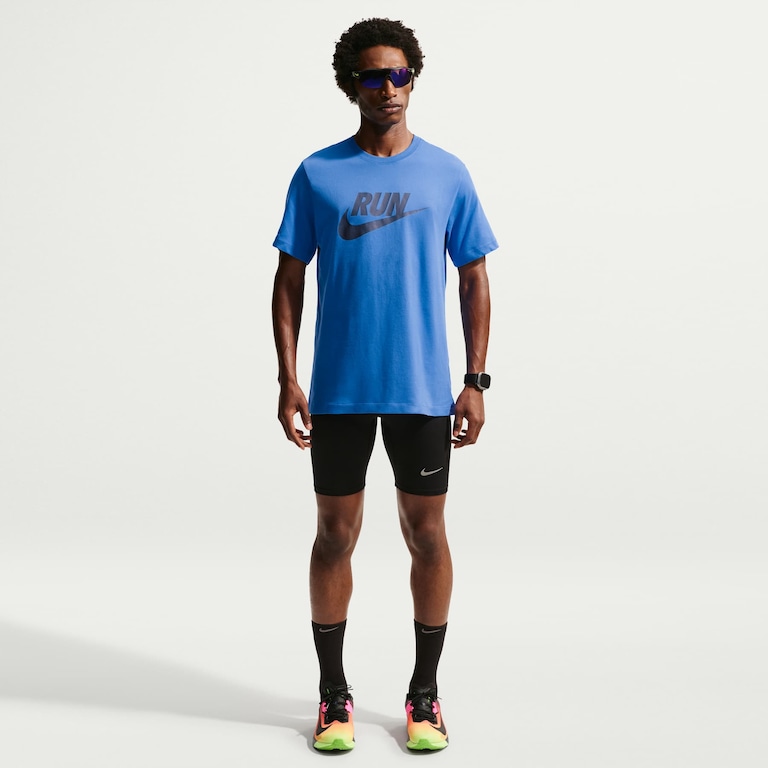 Camiseta Dri-FIT Nike Run Swoosh Masculina - Foto 4