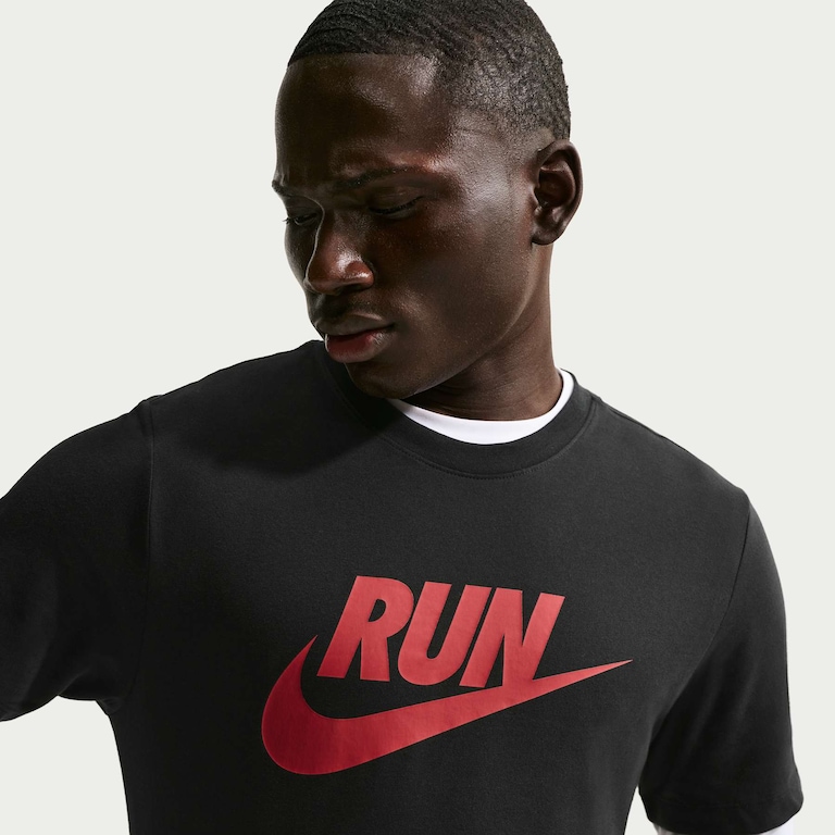 Camiseta Dri-FIT Nike Run Swoosh Masculina - Foto 3