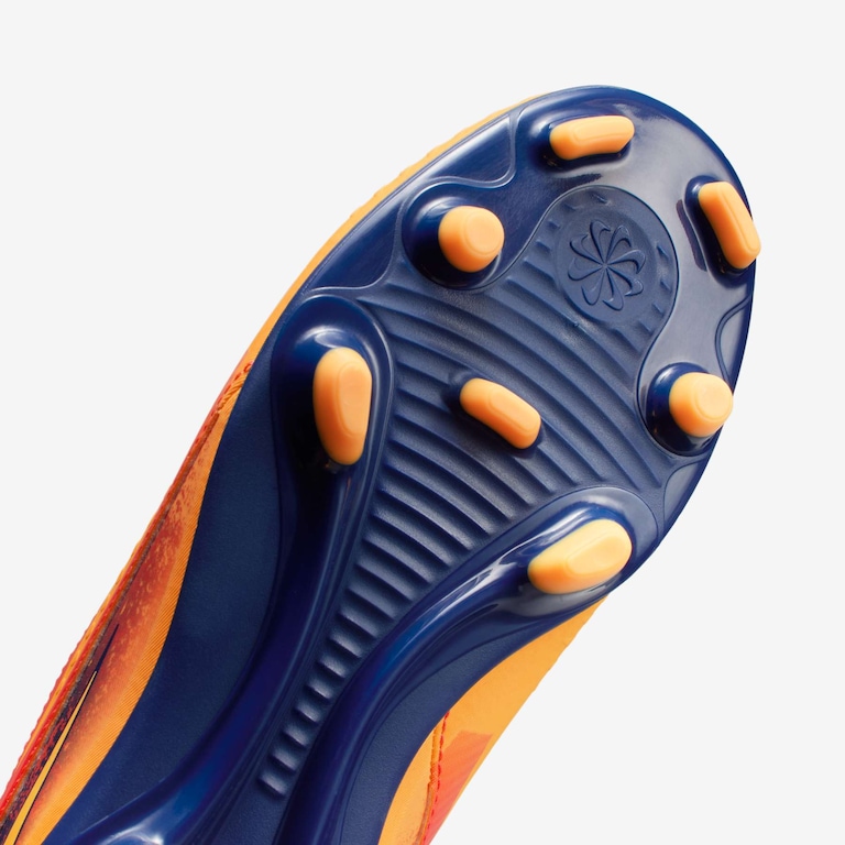 Chuteira Campo Erling Haaland Nike Phantom 6 Club Infantil - Foto 7