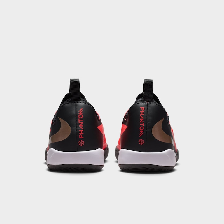 Chuteira Futsal Nike Phantom 6 Academy Low Infantil - Foto 6