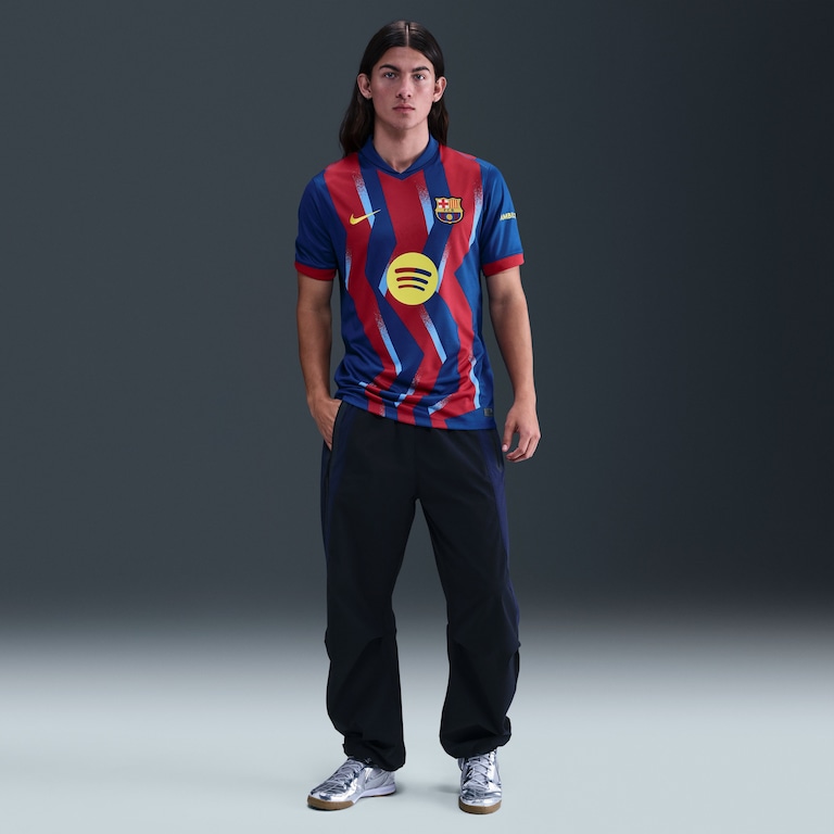Camisa Barcelona Nike IV 2025/26 Torcedor Pro Masculina - Foto 2