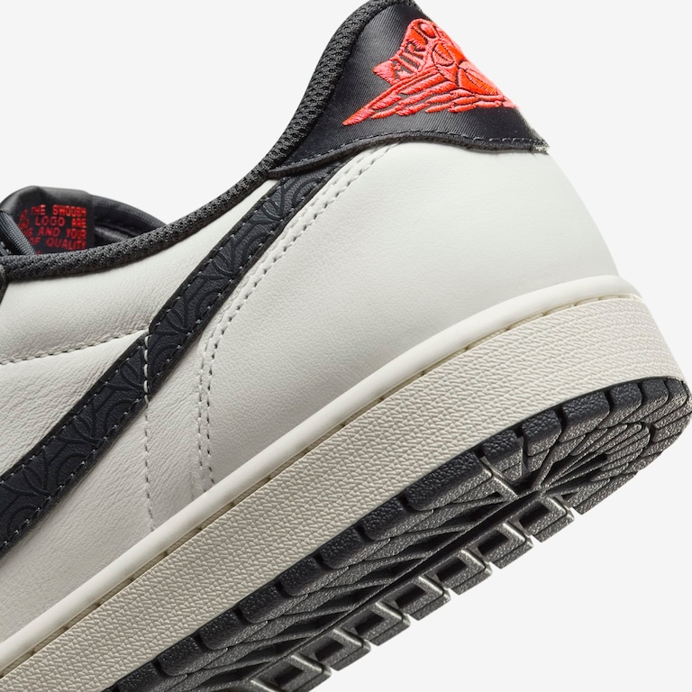 Air Jordan 1 Low Paris Saint-Germain - Foto 8