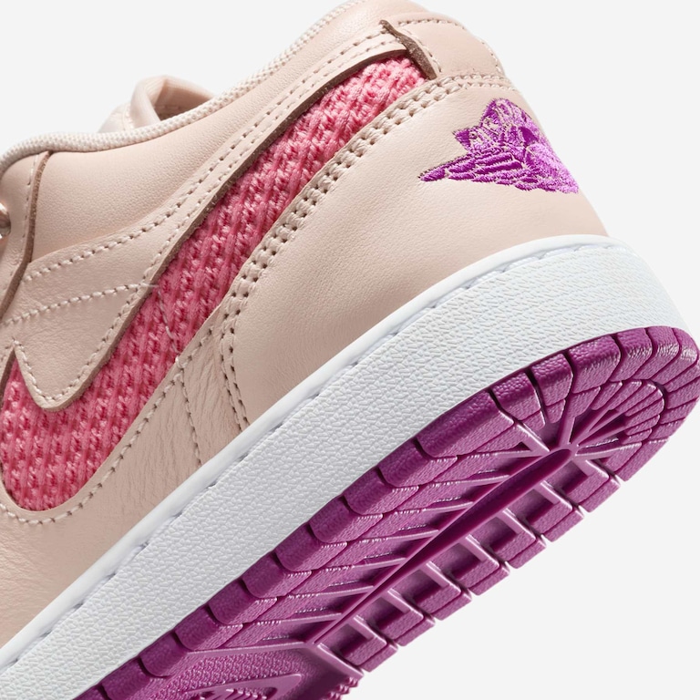 Tênis Air Jordan 1 Low SE Infantil - Foto 8