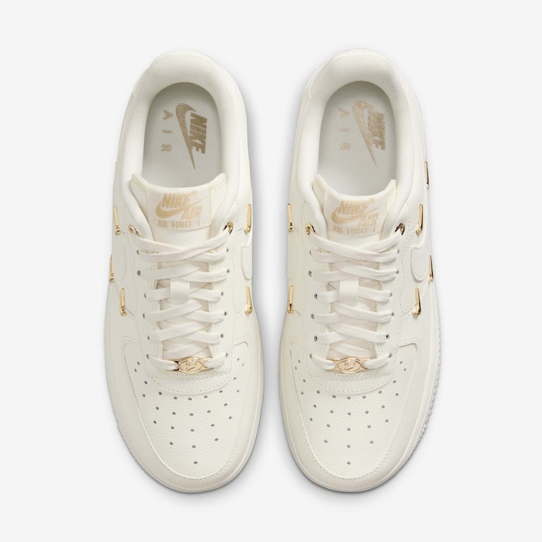 Tênis Nike Air Force 1 '07 LX Feminino - Foto 4