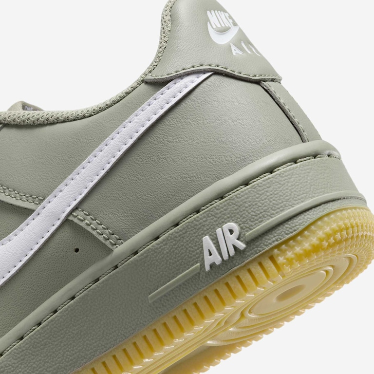 Tênis Nike Air Force 1 '07 LV8 Infantil - Foto 8