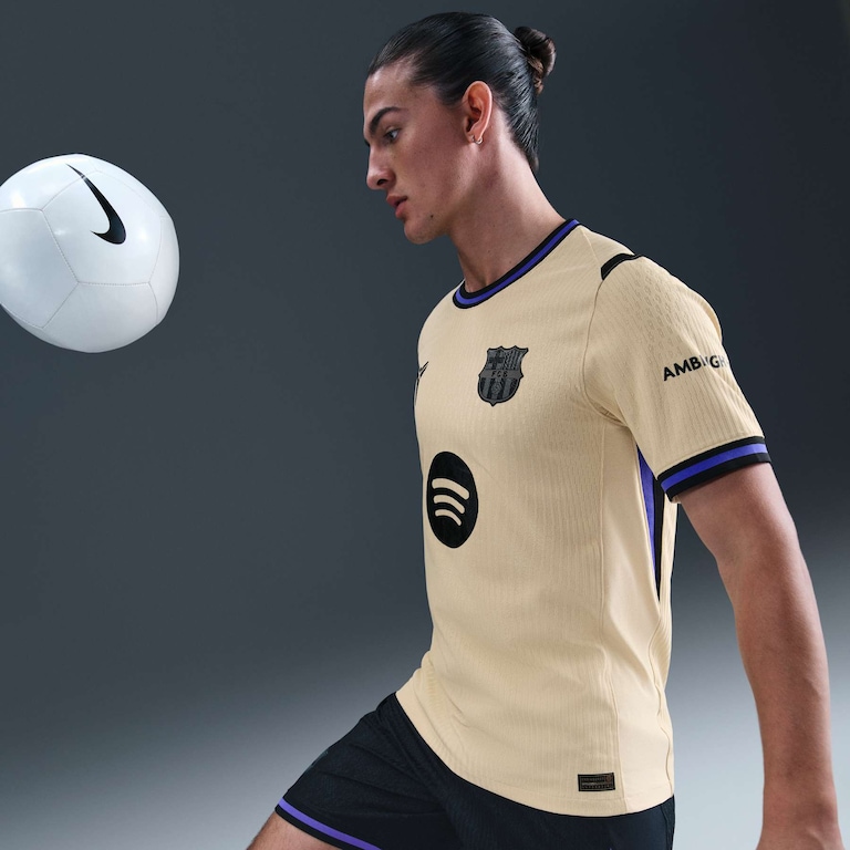 Camisa Barcelona Nike Kobe II 2025/26 Jogador Masculina - Foto 3