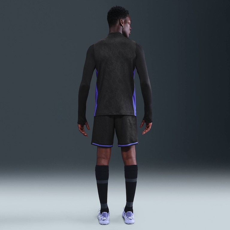 Camiseta Barcelona Manga Longa Nike II Kobe 2025/26 Pré-Jogo Masculina - Foto 5