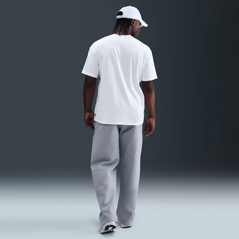 Camiseta Nike Sportswear Patch Masculina - Foto 5