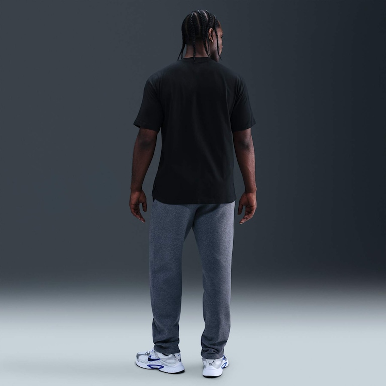 Camiseta Nike Sportswear Patch Masculina - Foto 5