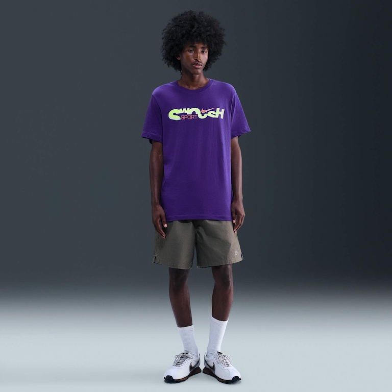 Camiseta Nike Sportswear Swoosh Masculina - Foto 4