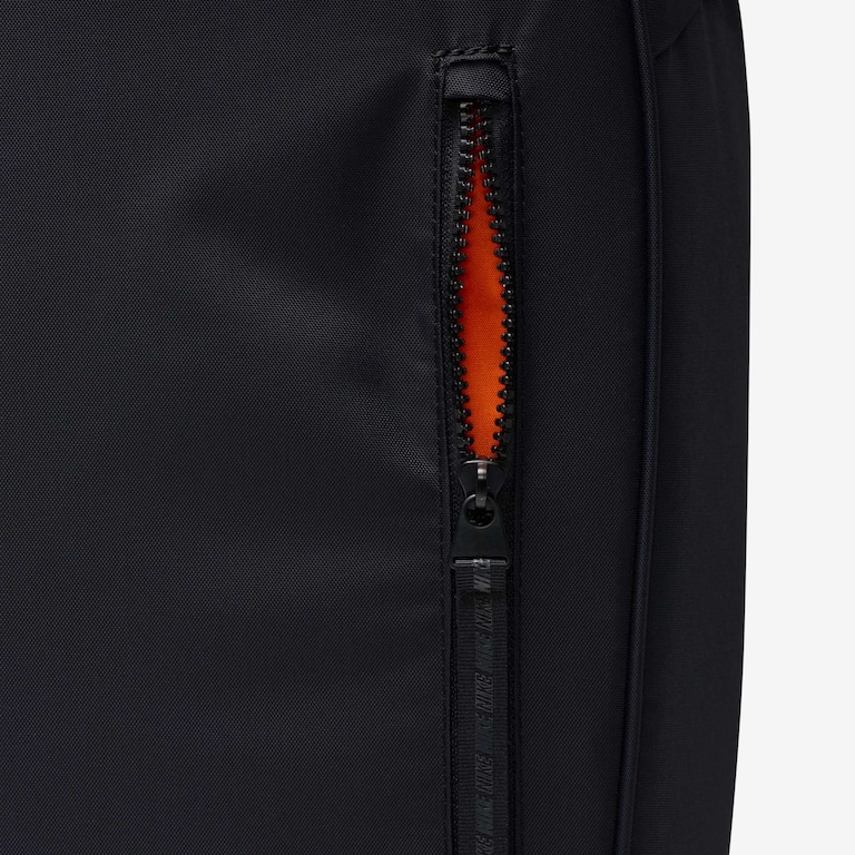 Mochila Nike Sportswear Commute Unissex - Foto 5