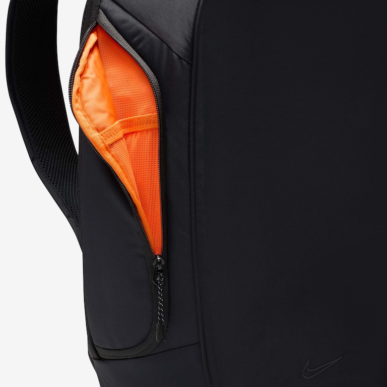 Mochila Nike Sportswear Commute Unissex - Foto 6