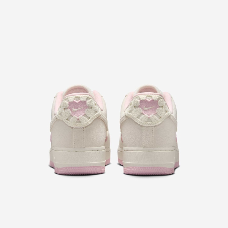 Tênis Nike Air Force 1 '07 LX Feminino - Foto 6