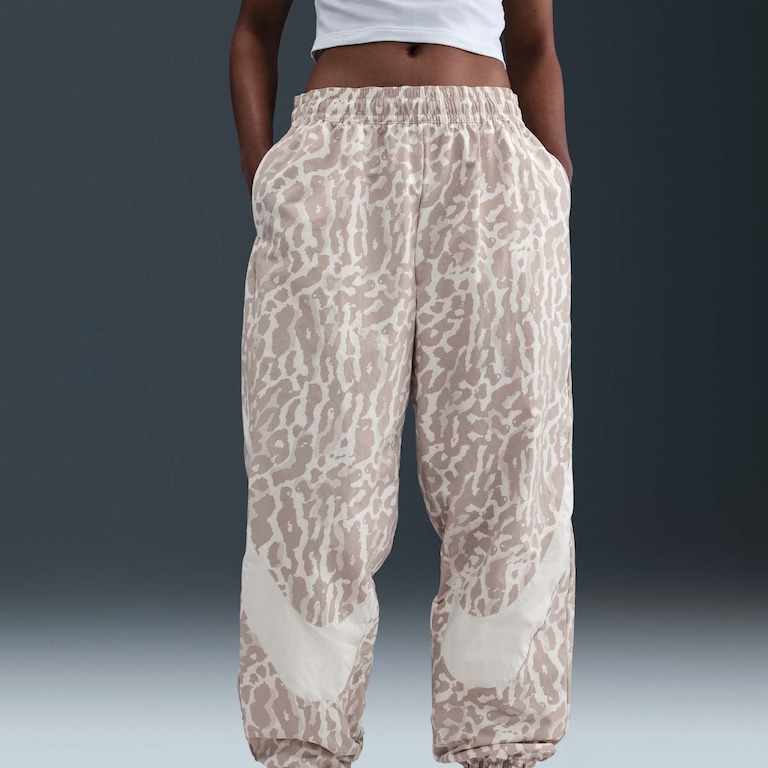Calça Nike Sportswear Trend Woven Feminina - Foto 2