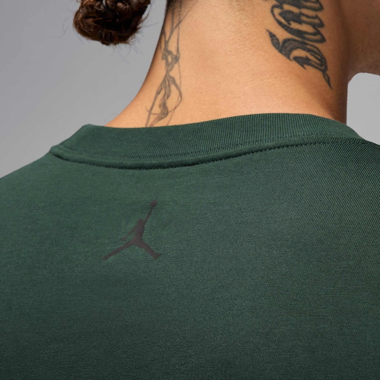 Camiseta Jordan Brooklyn Holiday Masculina - Foto 5