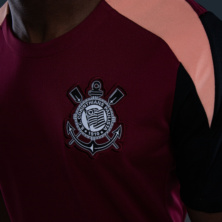 Camiseta Corinthians Nike Strike Treino Masculina - Foto 6